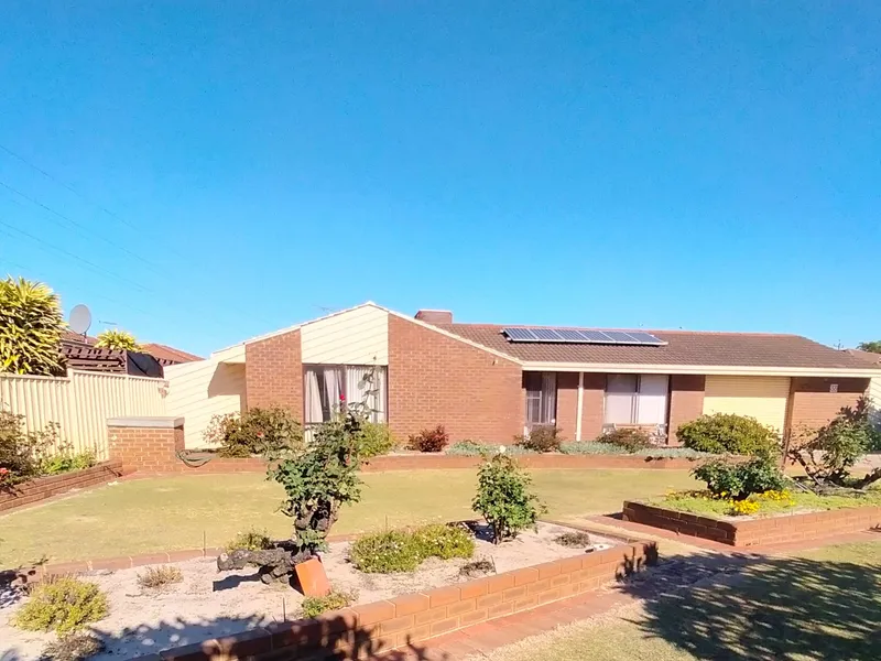 Centrally Located Large & Spacious House w/ Huge Patio