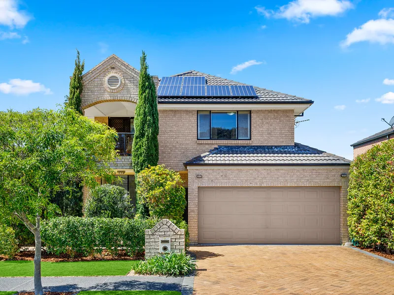 Family friendly entertainer in Village setting