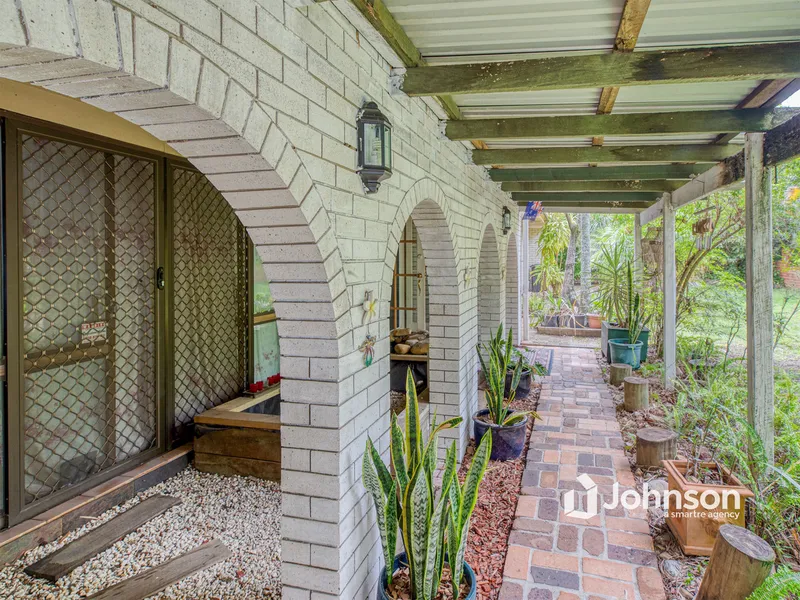 Acerage opportunity in Bellbird Park