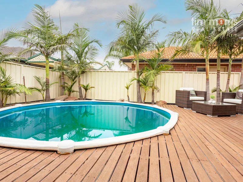 Peaceful And Tranquil Setting In A Cul-De-Sac Location