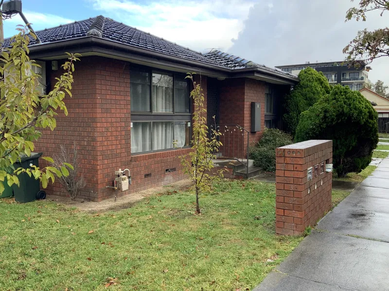 Great Location with Lots to Offer!