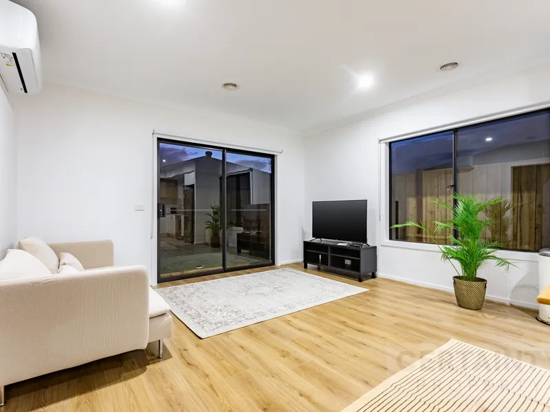 NEWLY FURNISHED CO-LIVING PROPERTY – ALL BILLS INCLUDED IN YOUR RENT!