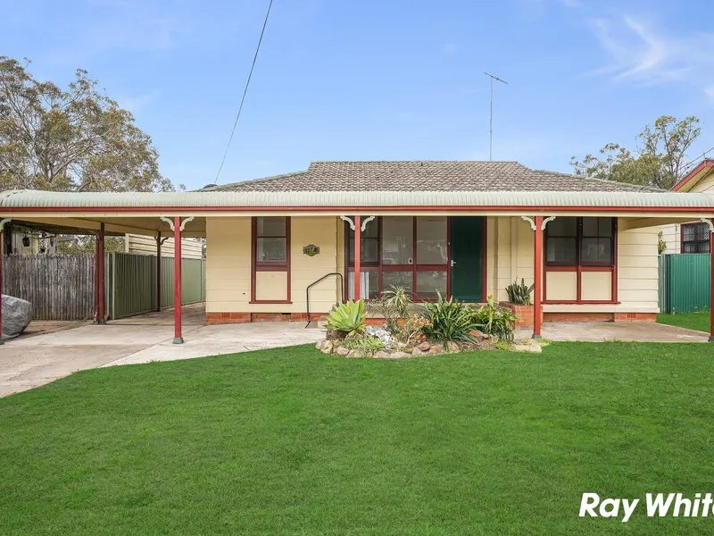 Updated home with studio/granny flat included