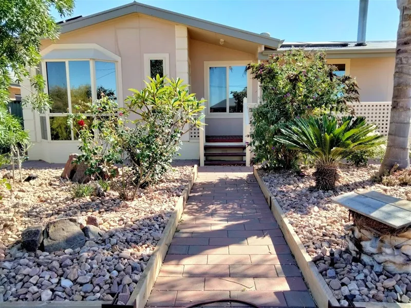 Moonta Bay - Lifestyle Property; Self-Sufficiency and Beach