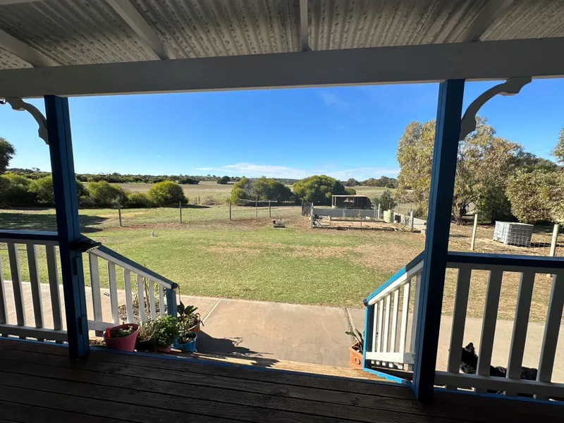 Peaceful country retreat ready for a new family to call home!