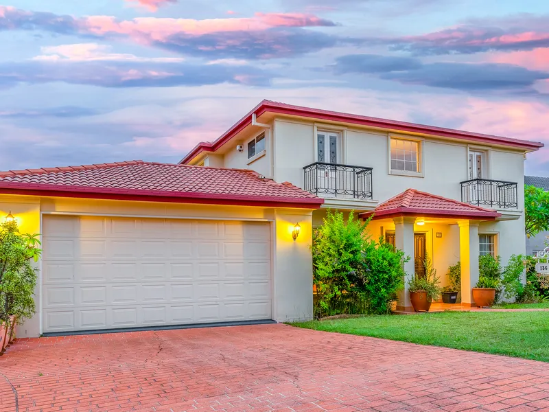 Huge family home with hill-top views