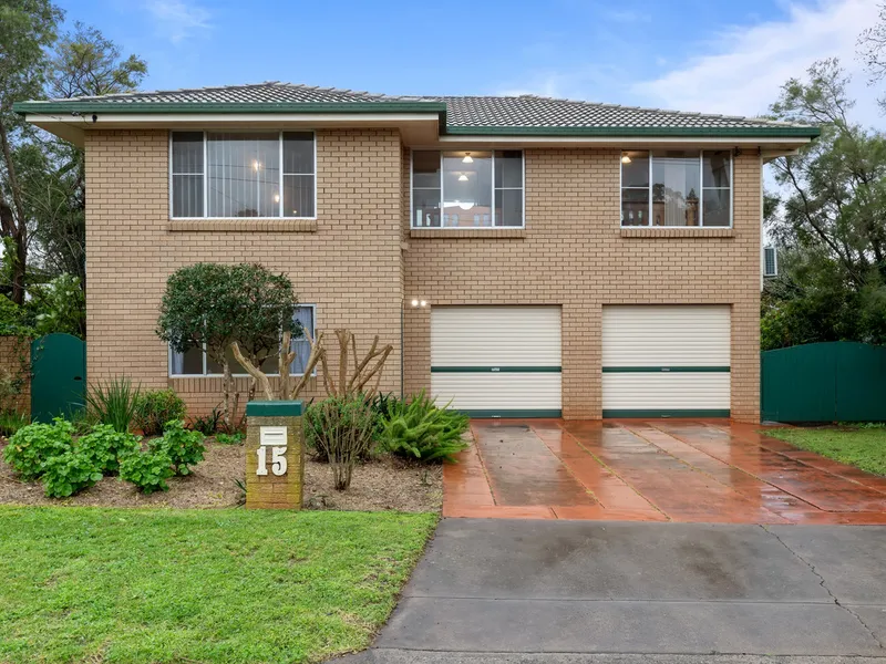 Immaculate Brick & Tile Two-Storey Home – Close to USQ