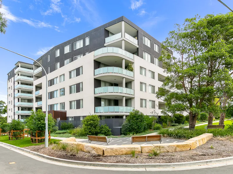 Oversized 3 Bedroom Apartment 