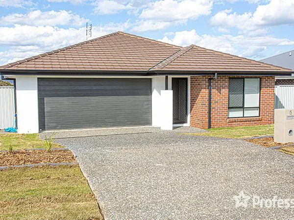 BRAND NEW - 4 BEDROOM HOME - GREAT LOCATION!