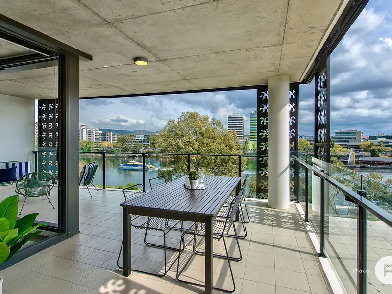 Stunning river views, refined interiors and an enviable lifestyle