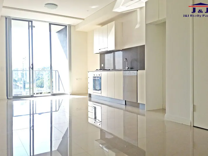 Modern 2 bedroom apartment on level 7 for rent