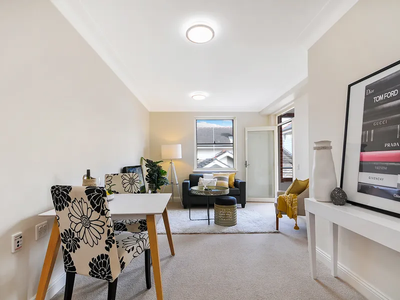 Move in ready luxurious Serviced Apartment