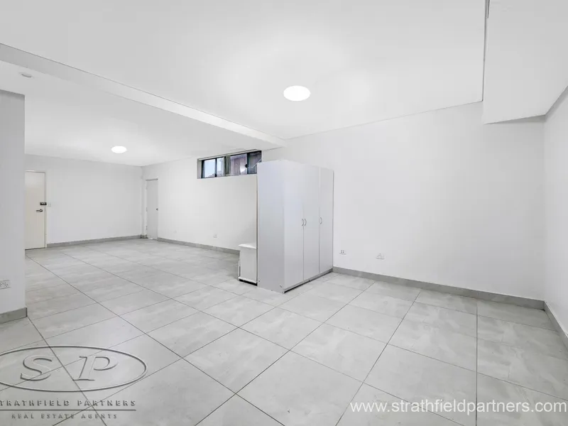 Large open plan granny flat