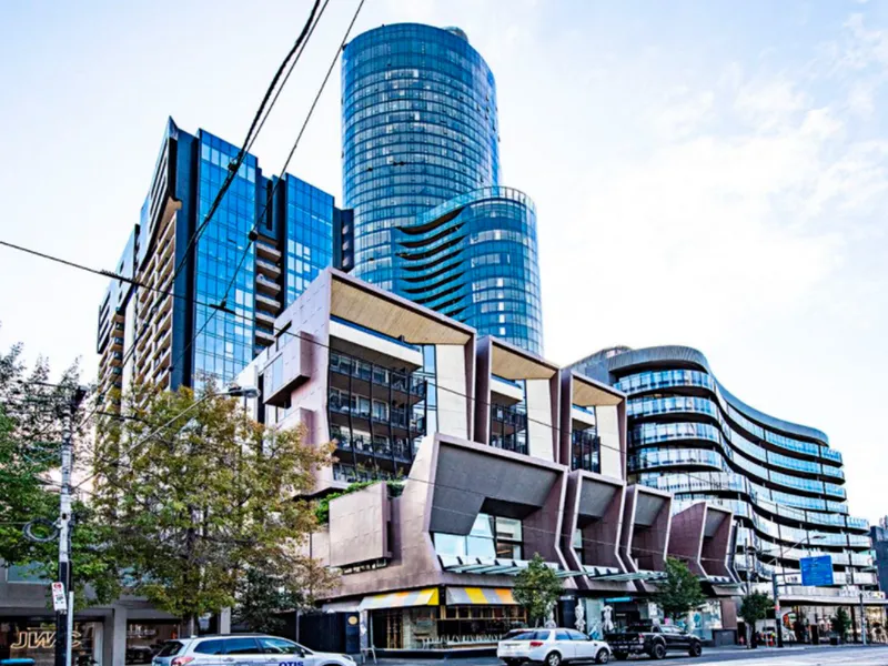 Lifestyle Living In The Heart of South Yarra.