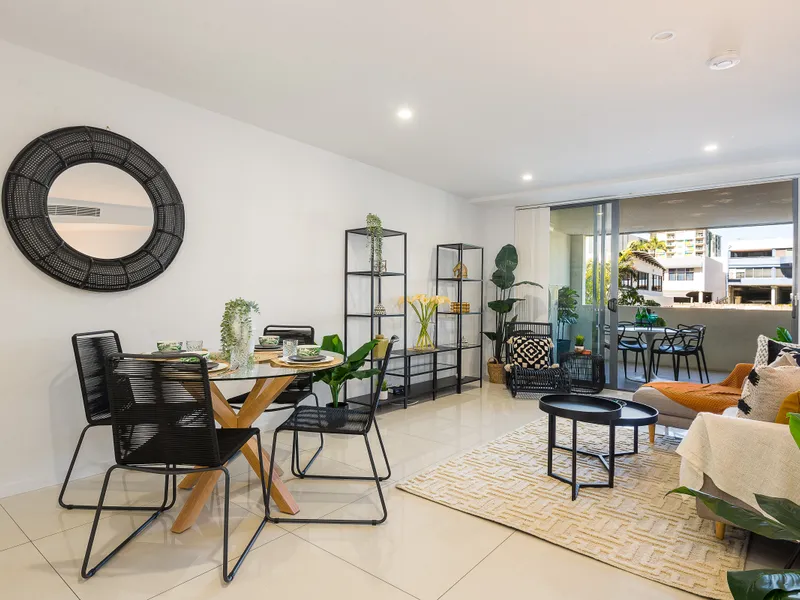 Flawless unit in the heart of Upper Mount Gravatt