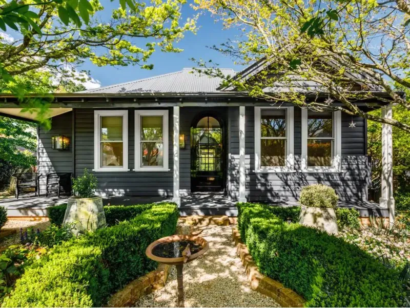 Luxurious Darley House 