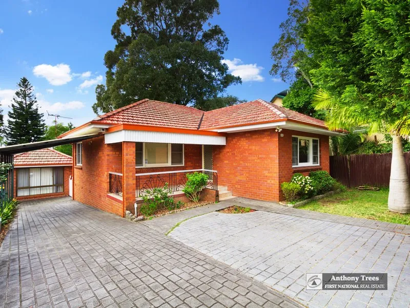 3 BEDROOM HOME + SEPARATE SELF CONTAINED HOME OFFICE / TEENAGE RETREAT