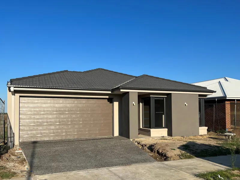 Lilium Estate: Brand New 4 Bedroom