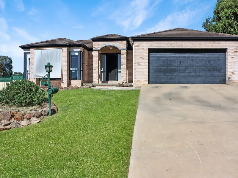 Elevated Contemporary Living, Expansive Views Towards Water