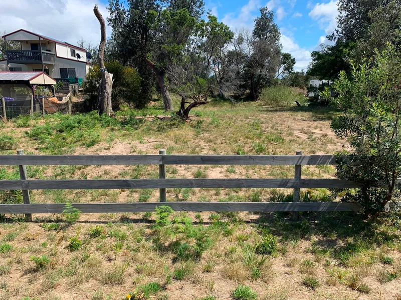 LARGE BEACH BLOCK SO CLOSE TO THE BEACH