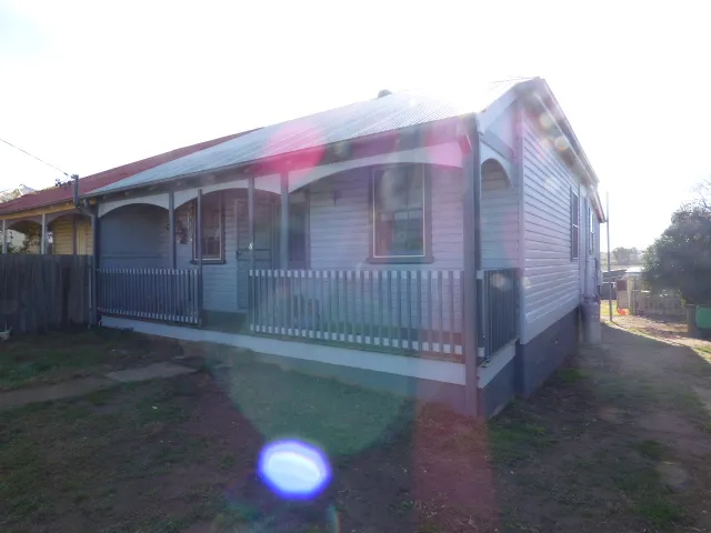 Neat Home. Prime Location.