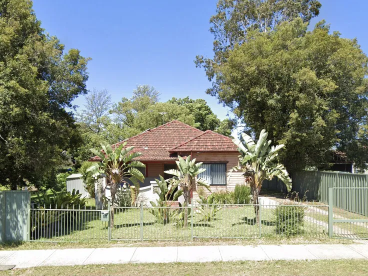 3 Bedroom House on a Big Land