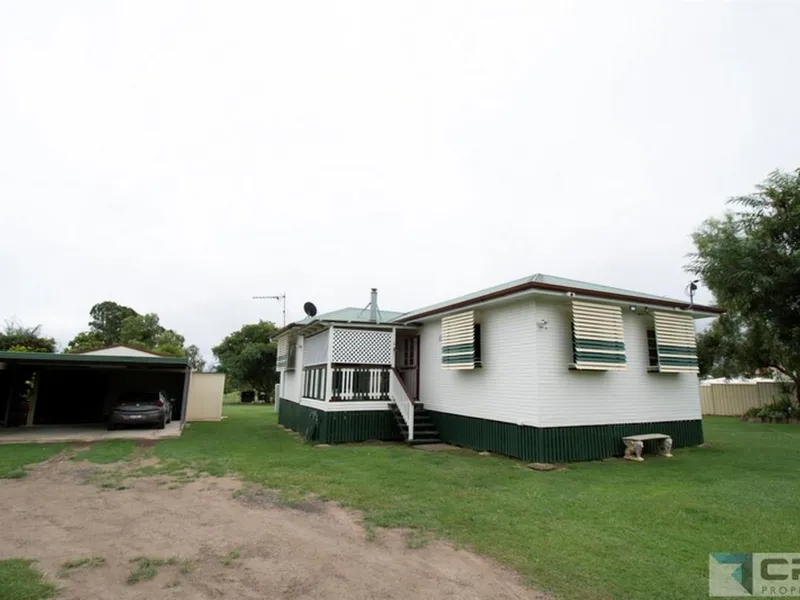 The house itself has 3 bedrooms, separate living room with a