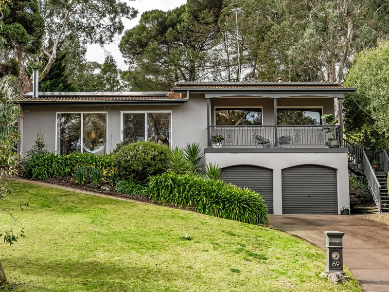 Head-to-toe remodelled glam, the ultimate family hills entertainer...