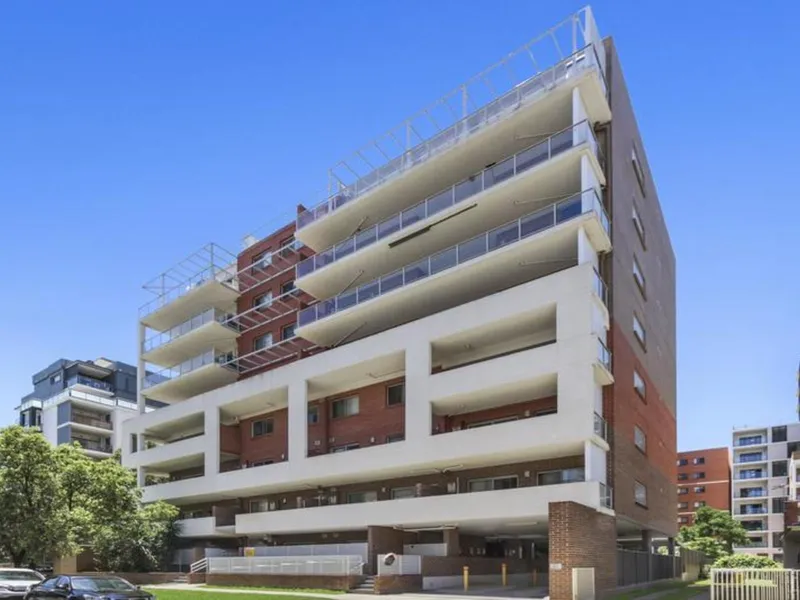 An Impressive Apartment In a Central Location !