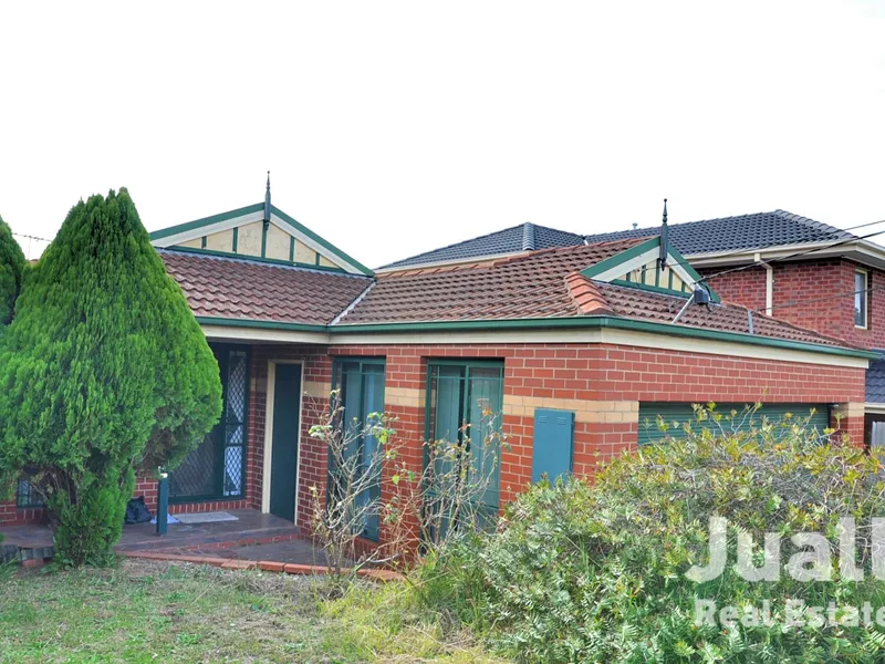 Incredible Family home in Glen Waverly