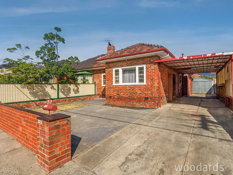 2 Bedroom House in Mckinnon