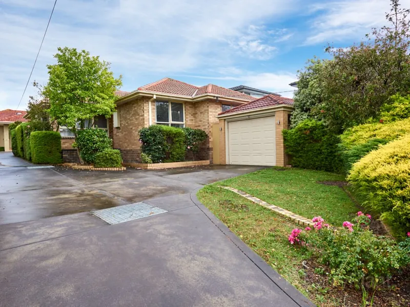 THREE BEDROOM & TWO BATHROOMS