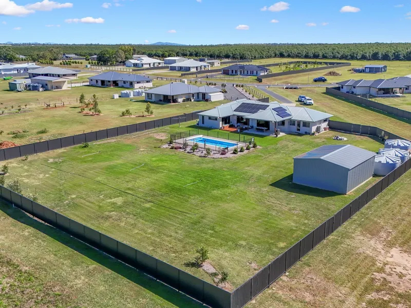 Stylish Modern Living With Luxurious Features on 4036m2