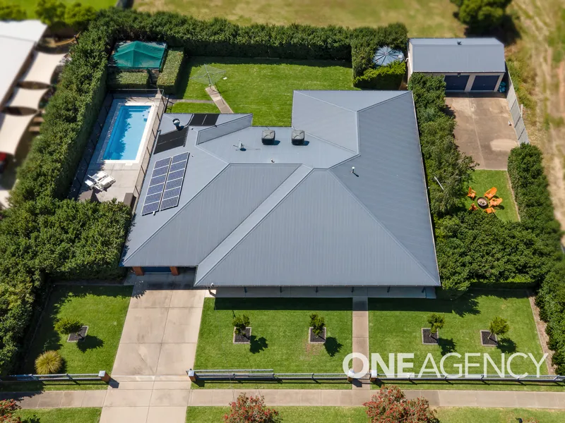 1851m2 BLOCK - POOL - SHED