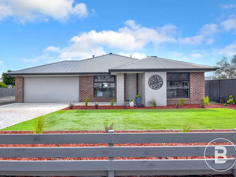 BRAND NEW, HIGH END HOME WITH SHEDDING