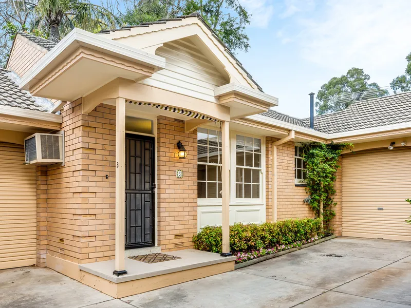 A classic, colonial style home unit