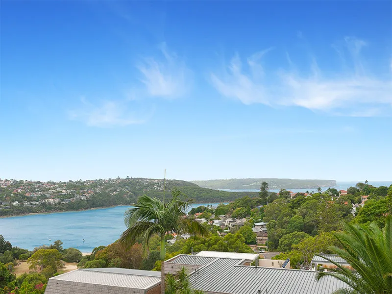 GENEROUS EXECUTIVE APARTMENT WITH NORTH HEAD WATER VIEWS