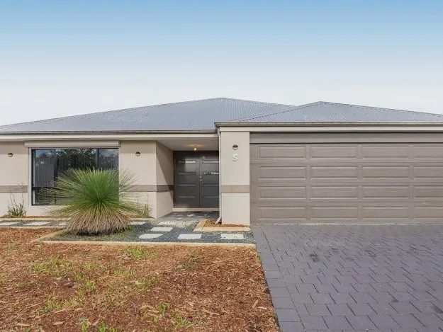 Large light and bright family home
