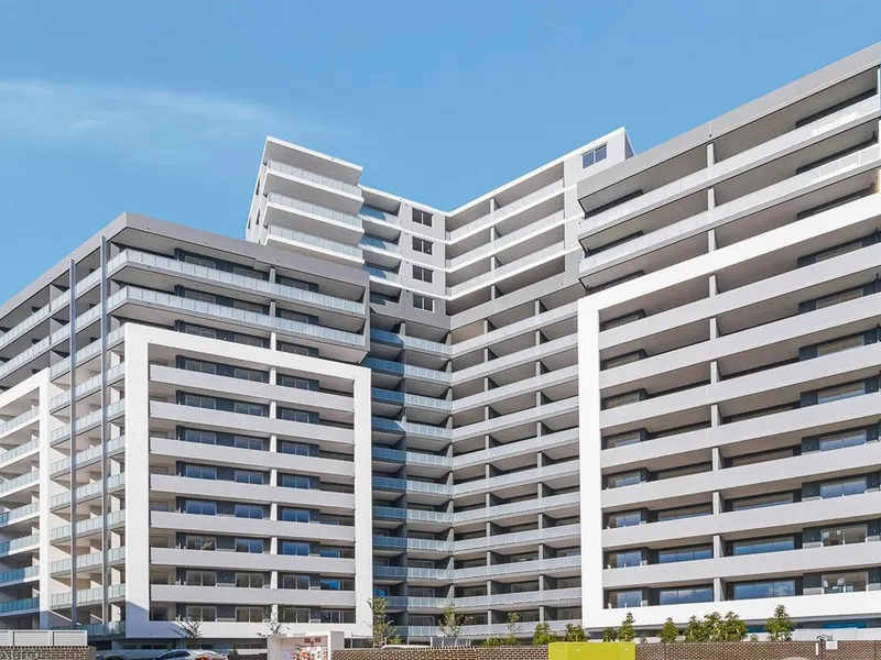 Brand New Apartment 2beds plus study ready for moving !!!