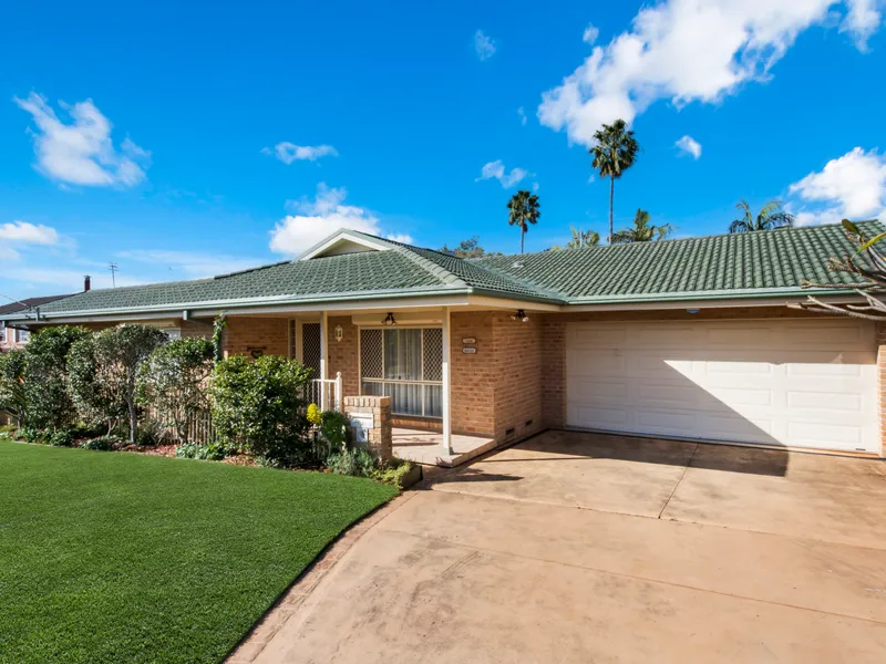 The Perfect Downsizer – All The I Wants In A Low Maintenance Single Level Package – Torrens Title