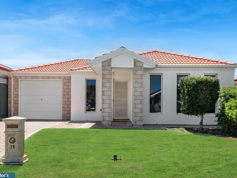 STYLISH LOW MAINTENANCE LIVING FOR A MODERN LIFESTYLE