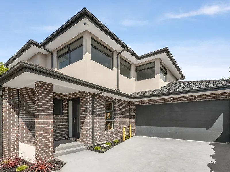 Sheer Perfection, Brand New 4-Bed - Prime Location!