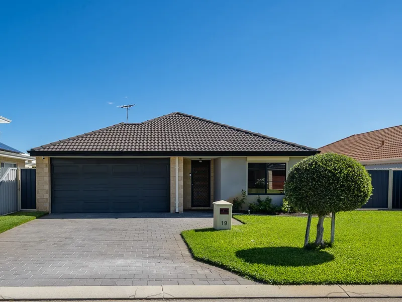 ENTERTAINERS PARADISE