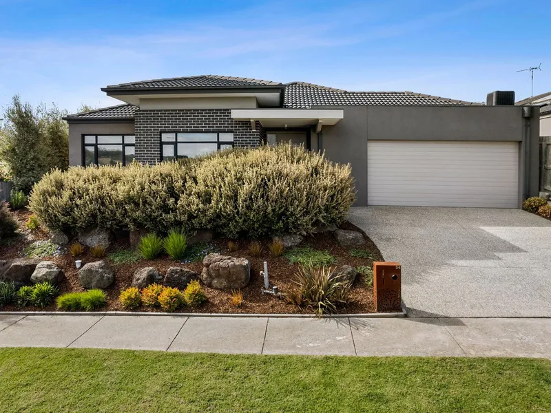 FANTASTIC SPACIOUS FAMILY HOME IN A GREAT LOCATION!!