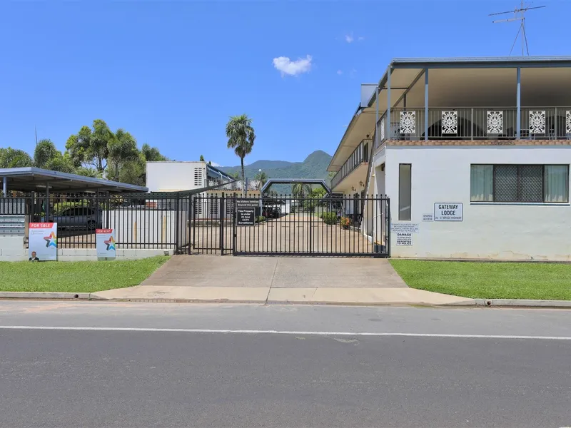 Furnished Upstairs Unit in Gated Complex - Pool - Communal Laundry