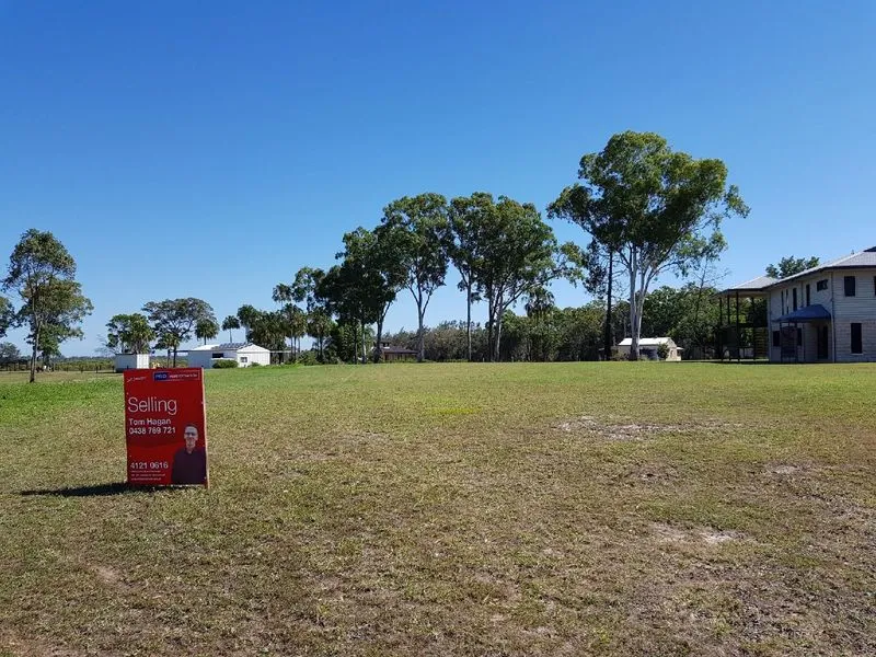 Large Block in Seaside Location