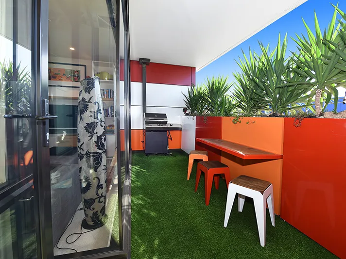 Large Two Bedroom, Two Bathroom North East Richmond Apartment