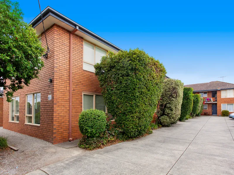 Central Ground Floor Apartment