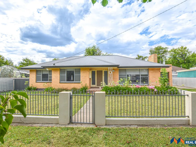 3 bedroom Brick Family Home