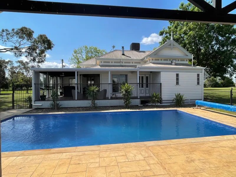 RESORT STYLE/RURAL LIVING KATUNGA